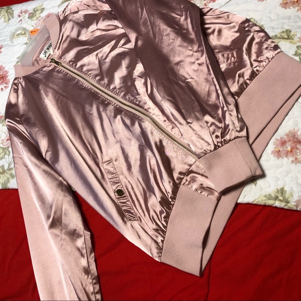 Jacket - Picture 2 of 6